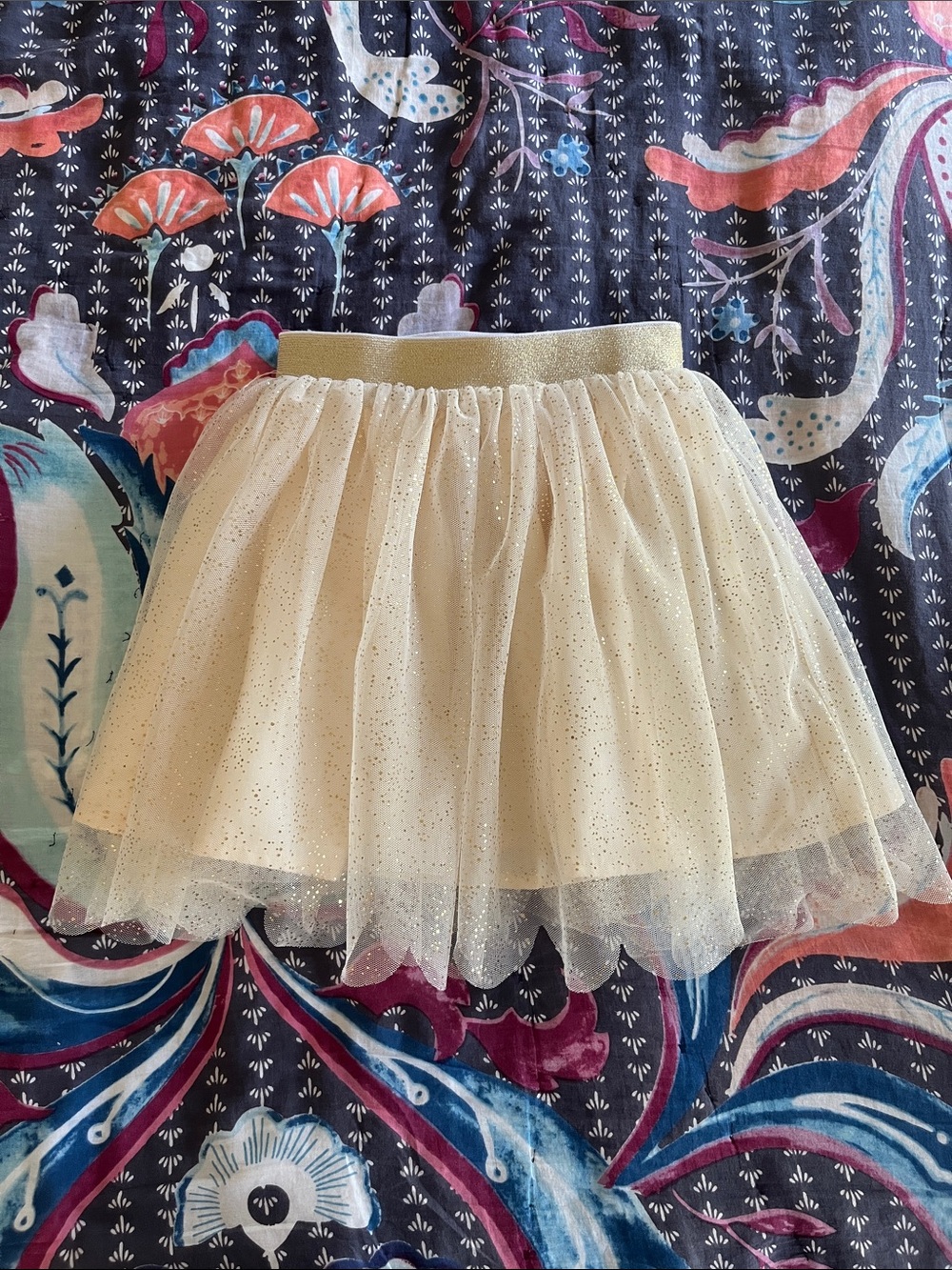 Hanna Andersson Sparkle Scalloped Tulle Skirt in Champagne with Gold